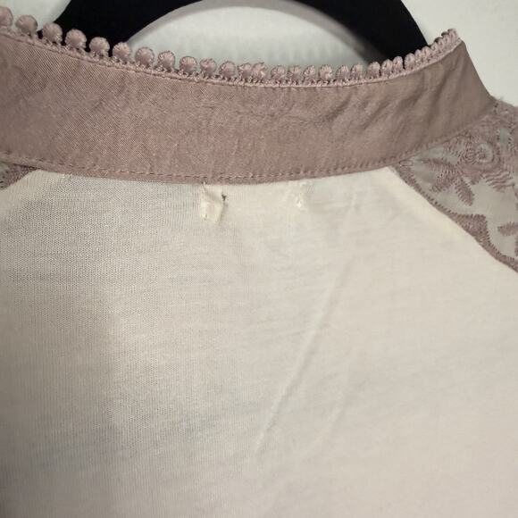 Tiny by Anthropologie Cream & Pink High Neck Lace Front Blouse Size Medium - Picture 7 of 7